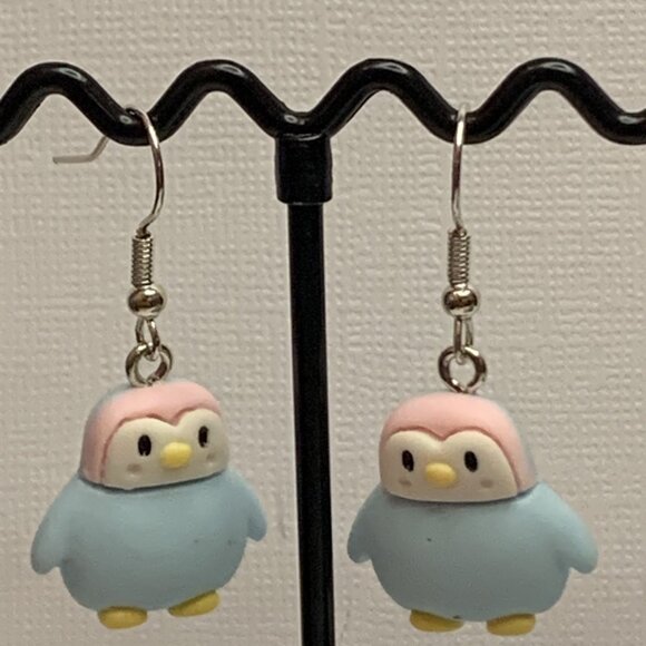 Penguin Earring, Silly Animal Earring, Penguin Jewelry, Gift Idea, Penguin Charm - Picture 3 of 9